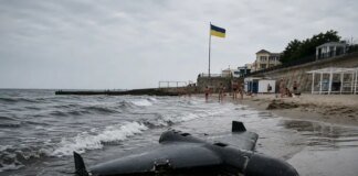 Сонце, море і бомби: FT розповіло, як Одеса живе між пляжем і обстрілами
