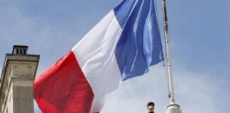 Париж виступає за обмеження закупівель неєвропейської зброї для України за гроші ЄС
