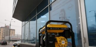 Кабмін дозволив бізнесу працювати без відключень світла: яка умова