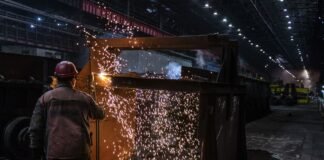 Валютний колапс: слідом за рудою на 70% впав експорт феросплавів