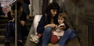 Росія повторно атакувала Київ балістикою: у місті пролунали вибухи