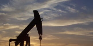 Експорт нафти із західних портів росії відстав від плану на 15% – Reuters