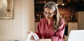 ІПН у чеках “Укрпошти”: юрист розповів, хто і як має виправити плутанину з правилами