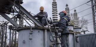 ДТЕК значно збільшив число оновлених енергообʼєктів мереж: як це вплине на зиму