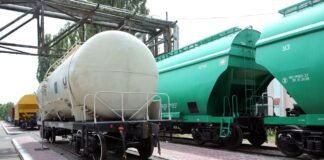 Підвищення тарифів УЗ просять відкласти: аграрії звернулися до прем’єра Корецького