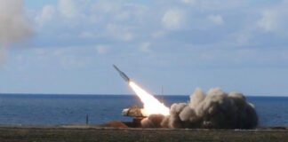 ЗСУ вдарили по двох НПЗ у росії та буровій установці в Чорному морі