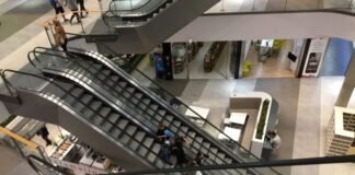 Тривоги «з’їдають» робочий час київських ТРЦ: у серпні ситуація різко погіршилася